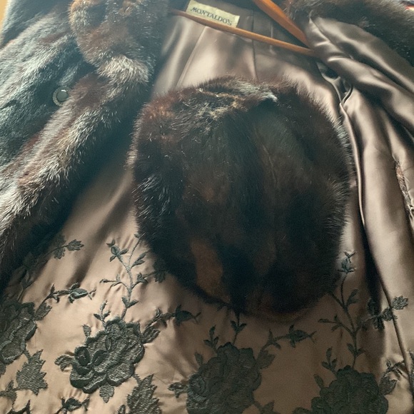 VINTAGE. Ranch Mink 3/4 coat with matching hat - Picture 6 of 7